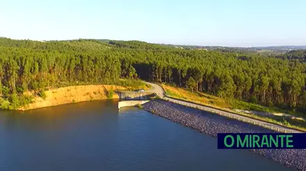 Instalação de sirenes de alerta na barragem do Carril