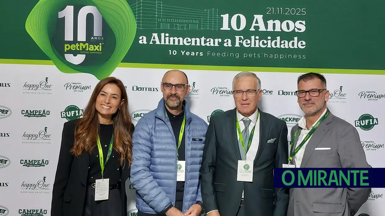 petMaxi comemora 10 anos e inaugura armazém automático