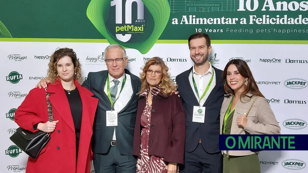 petMaxi comemora 10 anos e inaugura armazém automático