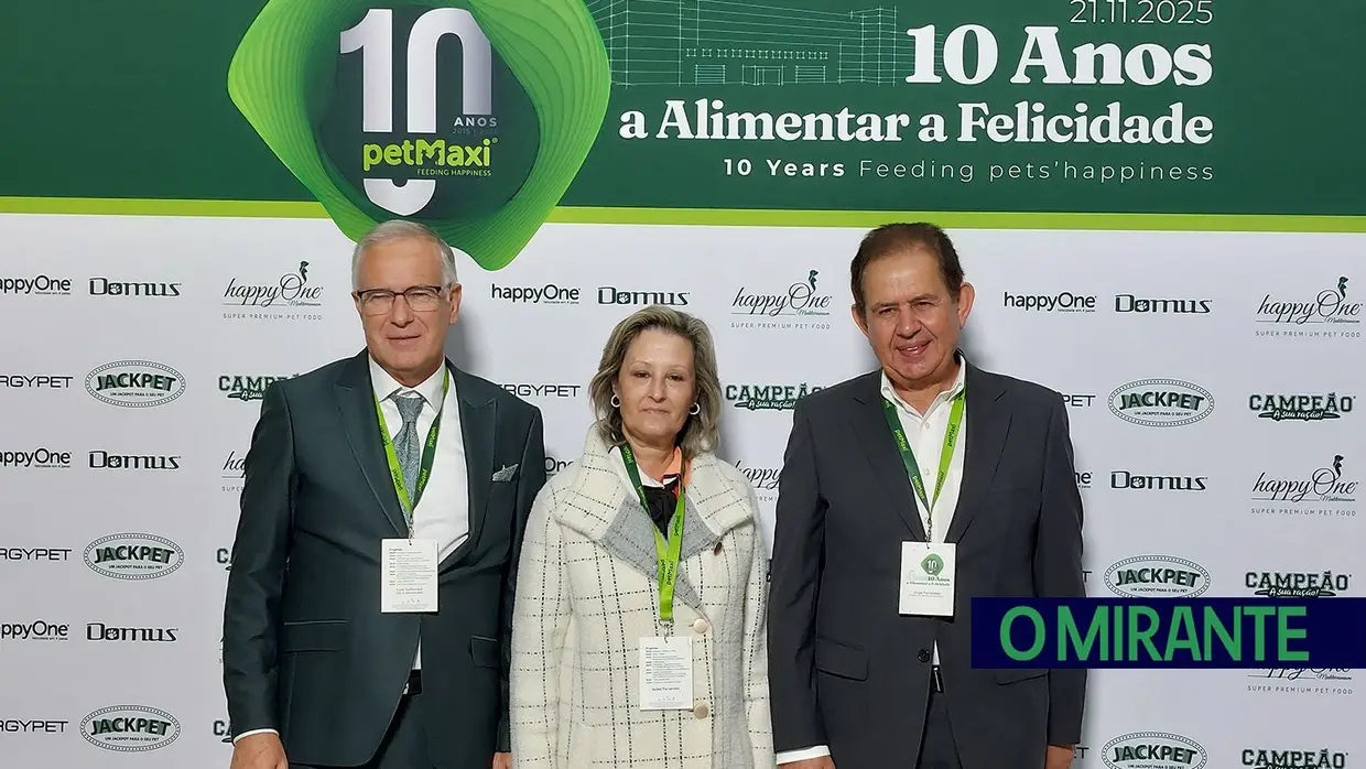 petMaxi comemora 10 anos e inaugura armazém automático