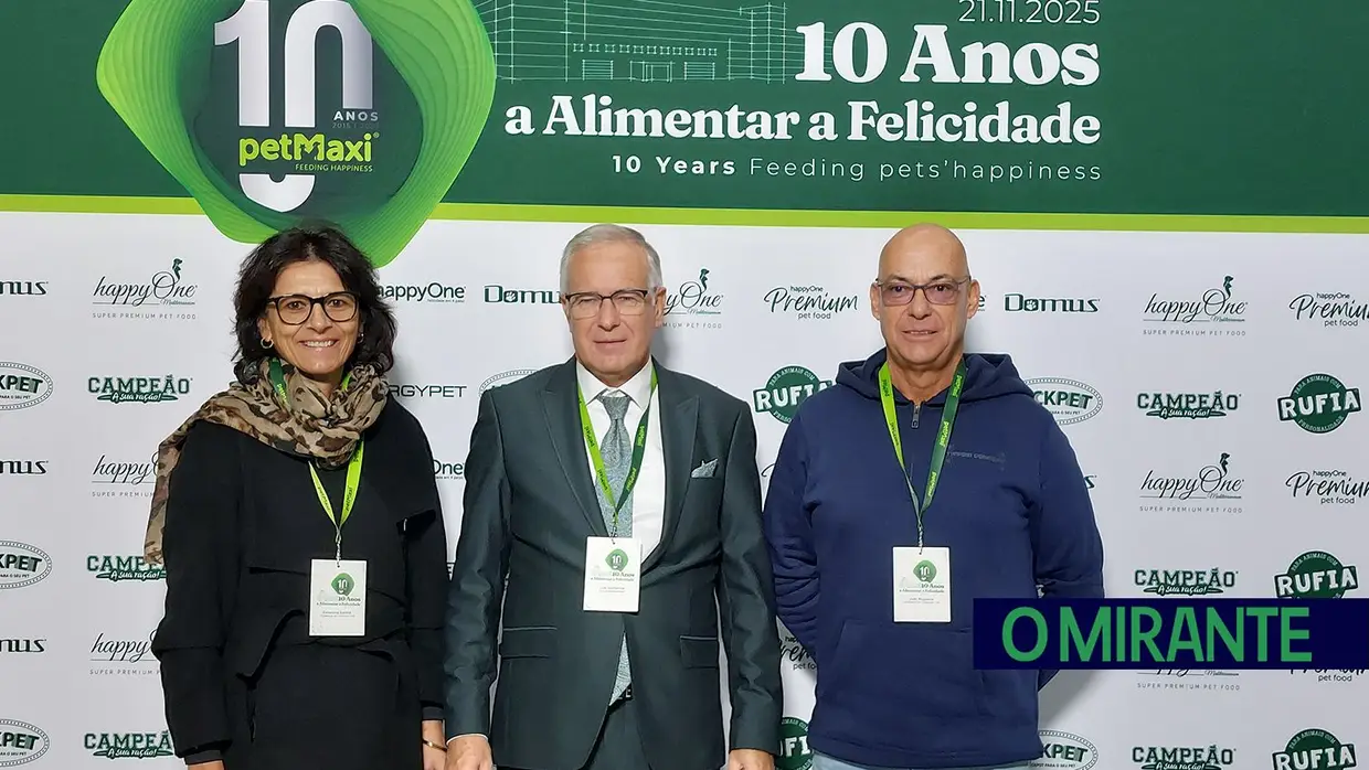 petMaxi comemora 10 anos e inaugura armazém automático