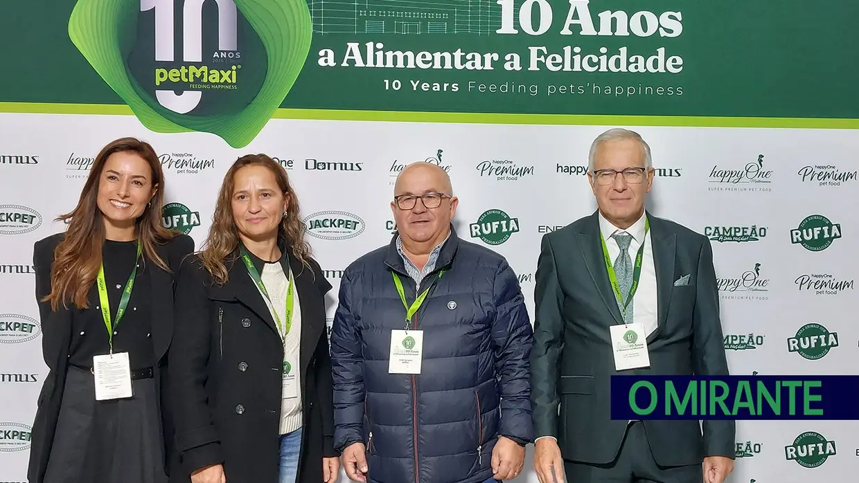 petMaxi comemora 10 anos e inaugura armazém automático