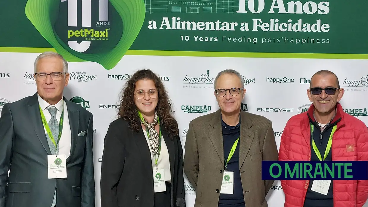 petMaxi comemora 10 anos e inaugura armazém automático