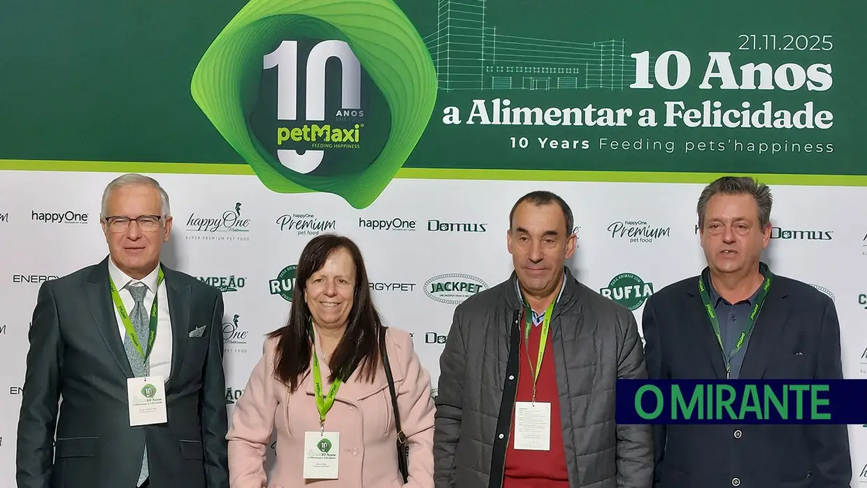 petMaxi comemora 10 anos e inaugura armazém automático