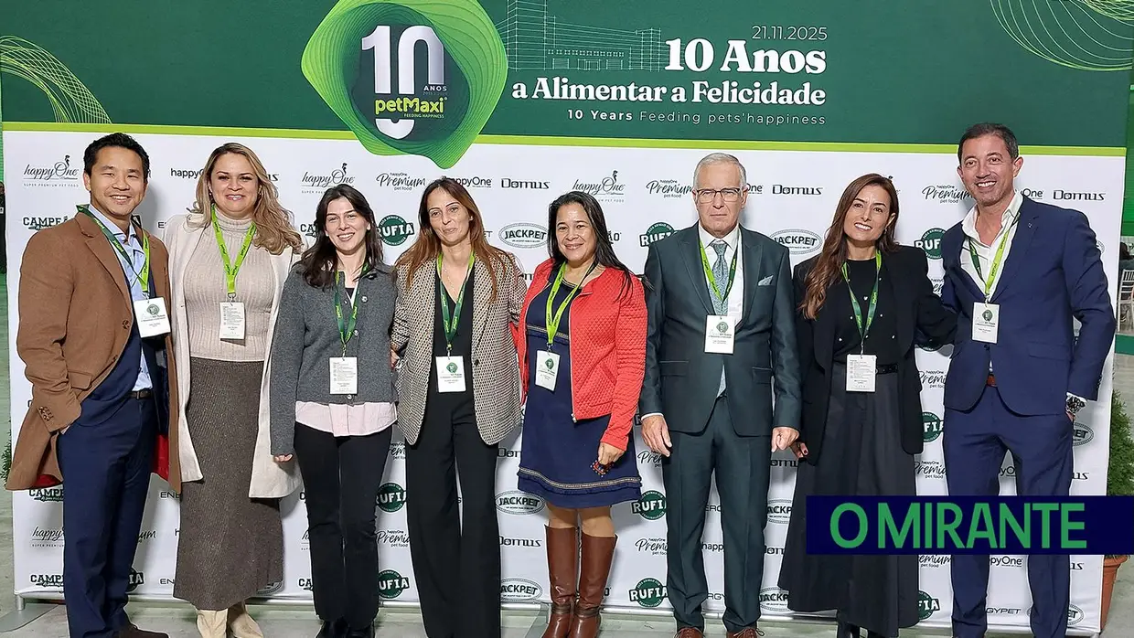 petMaxi comemora 10 anos e inaugura armazém automático