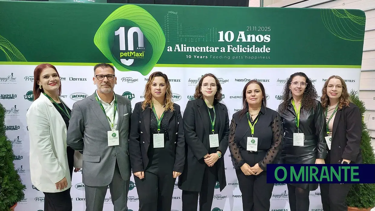 petMaxi comemora 10 anos e inaugura armazém automático