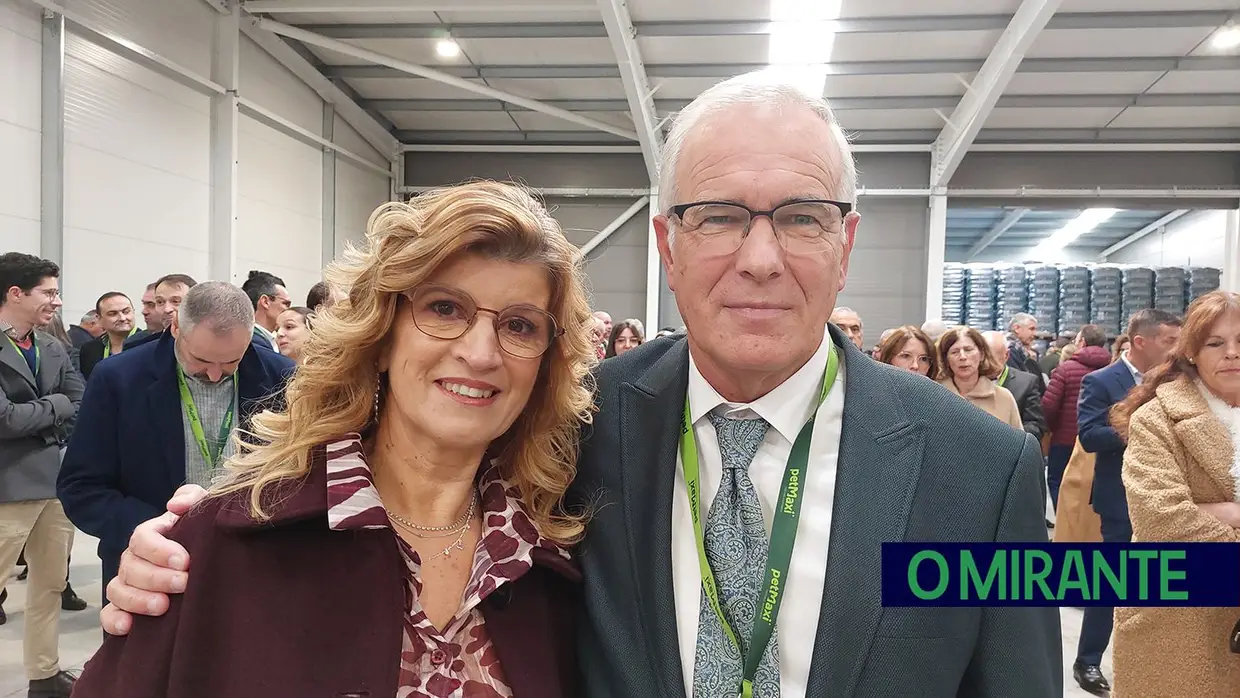 petMaxi comemora 10 anos e inaugura armazém automático