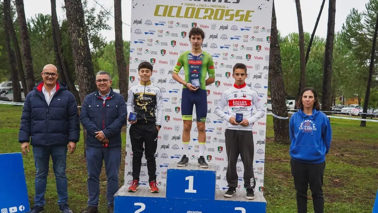 Águias de Alpiarça nos pódios da Taça de Portugal em pista e ciclocrosse