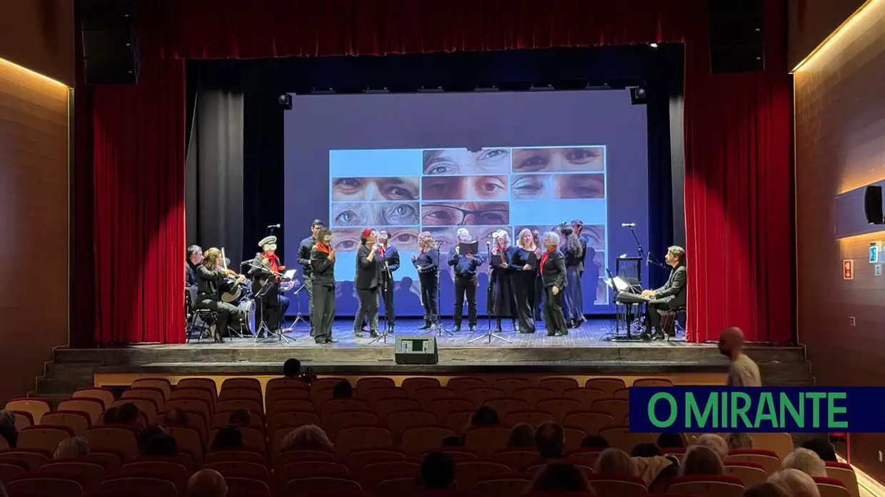 Coro dos Comuns cantou e encantou em Mação