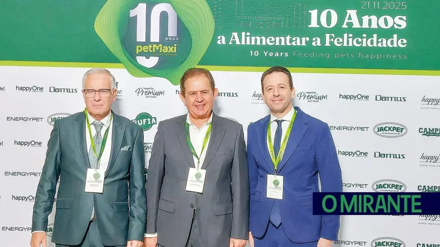 petMaxi inaugura armazém totalmente automático no 10º aniversário