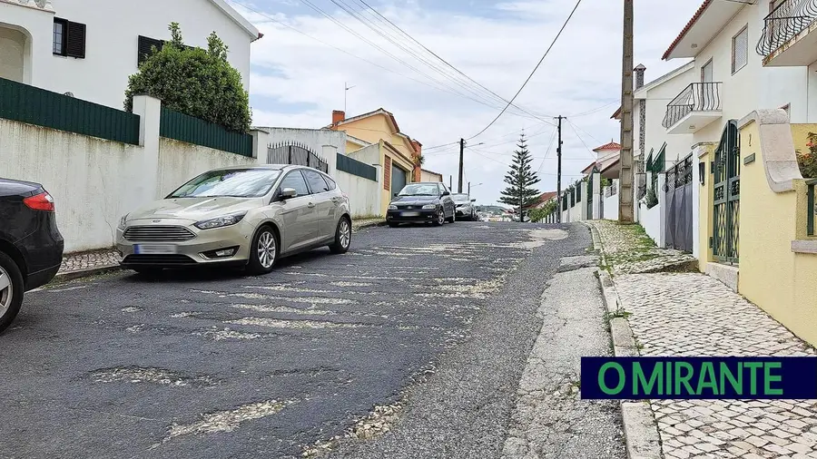 Guizanderia continua à espera de novo alcatrão