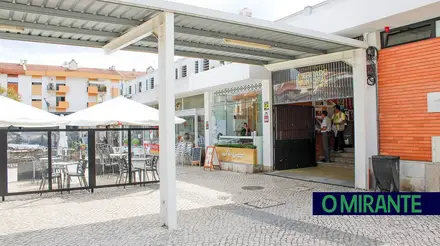 Limpeza deficiente volta a colocar Mercado do Entroncamento no centro das críticas