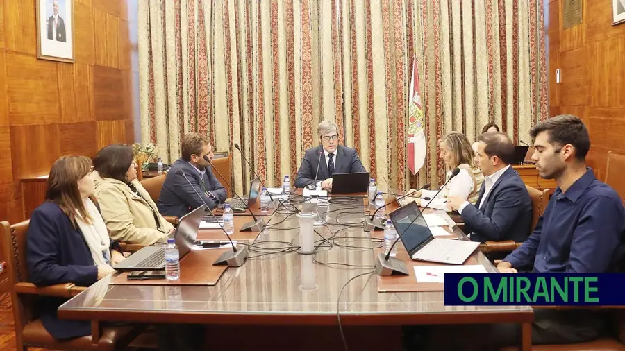 Câmara do Cartaxo mantém distribuição de pelouros no novo mandato