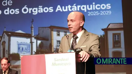 Oposição defende relocalização de parque habitacional no Sardoal mas presidente fala em possível perda de financiamento