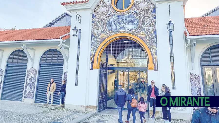 Obras no Mercado Municipal de Santarém ficaram um milhão mais caras que o previsto