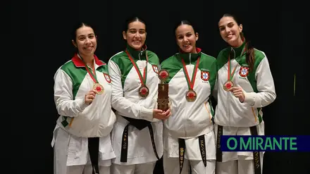 Clube de Karate da Póvoa de Santa Iria conquista 10 pódios no Campeonato da Europa
