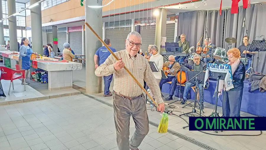 Quem dança os seus males espanta