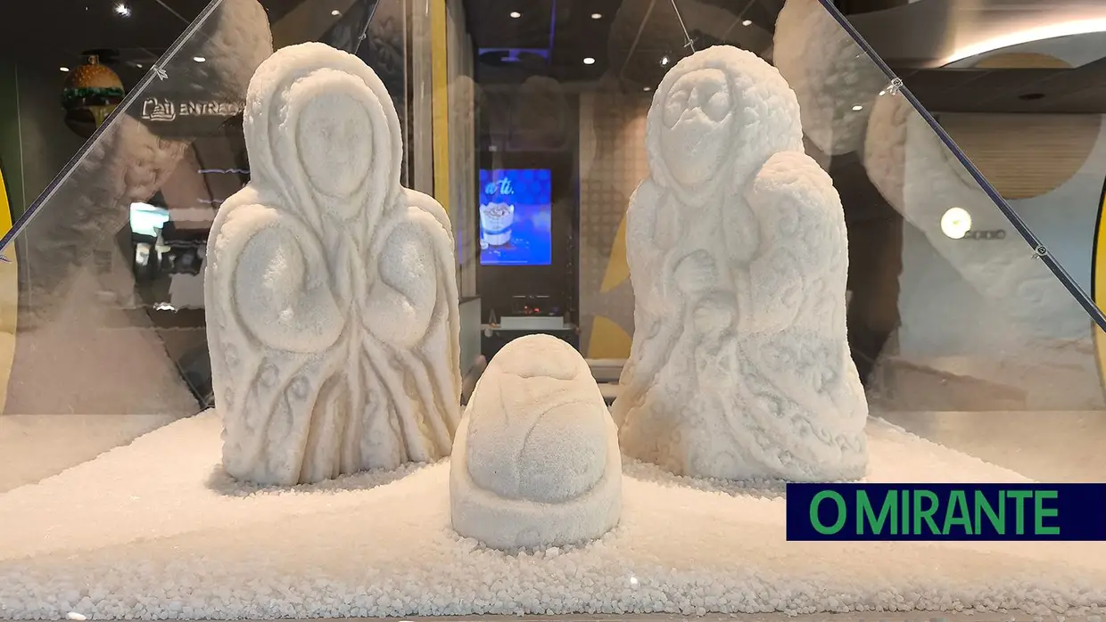 McDonald’s de Rio Maior com Presépio de Sal durante a época natalícia