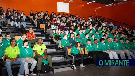 Smart Talks junta 200 alunos em Vila Franca de Xira para discutir papel da nutrição na competição