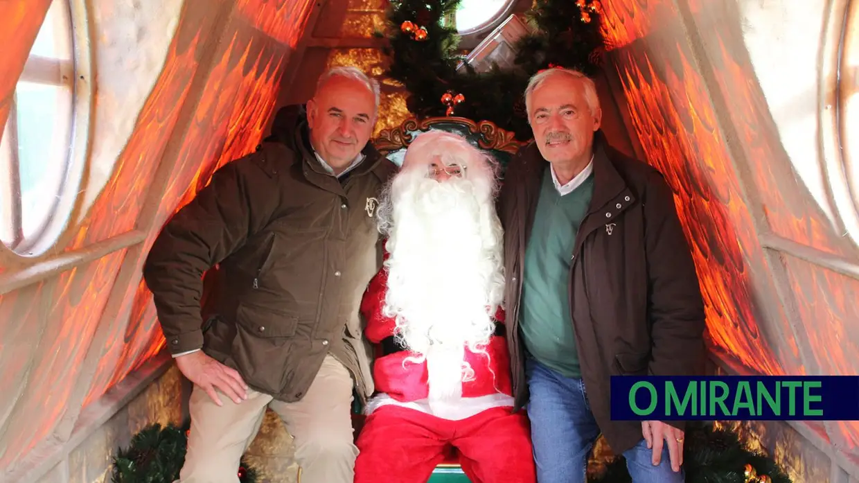 Azambuja inaugurou o “Jardim do Natal” que promete muita animação até Janeiro