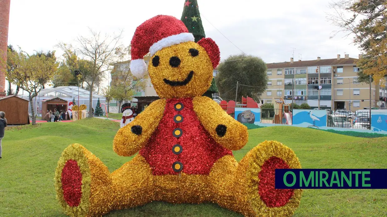 Azambuja inaugurou o “Jardim do Natal” que promete muita animação até Janeiro