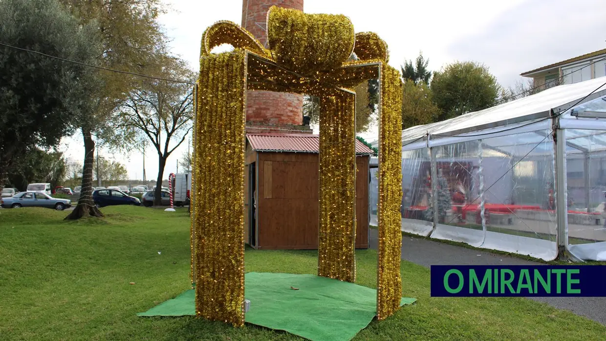 Azambuja inaugurou o “Jardim do Natal” que promete muita animação até Janeiro