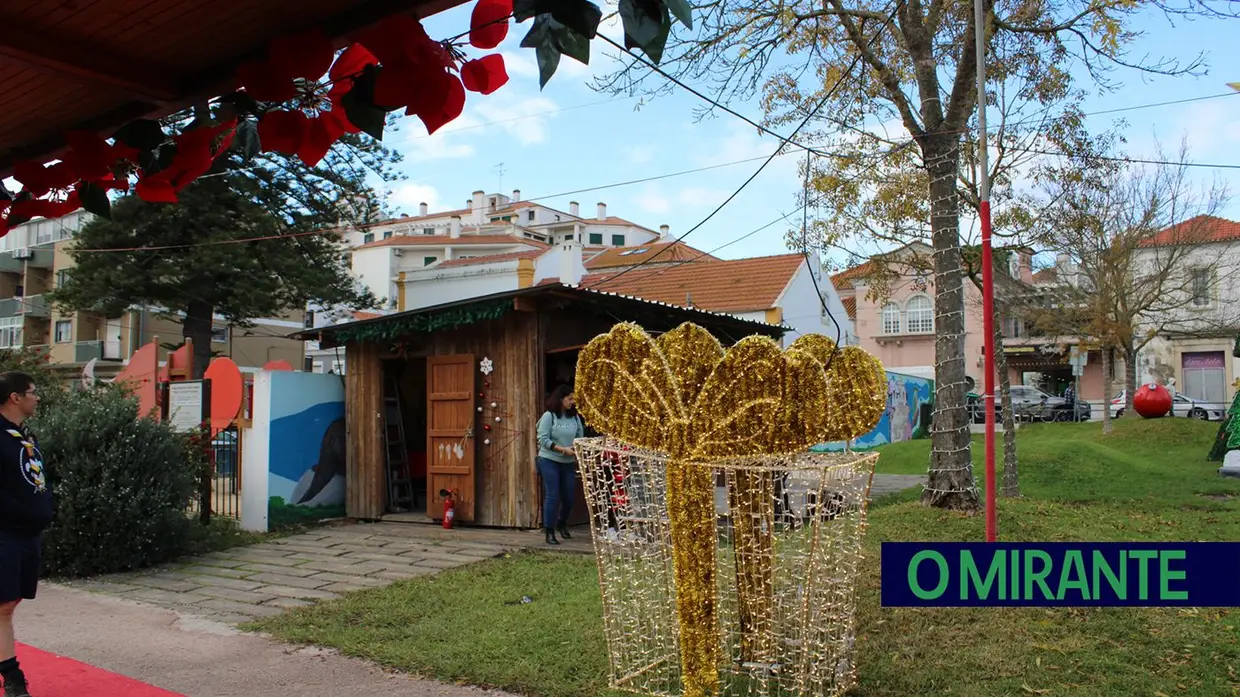Azambuja inaugurou o “Jardim do Natal” que promete muita animação até Janeiro