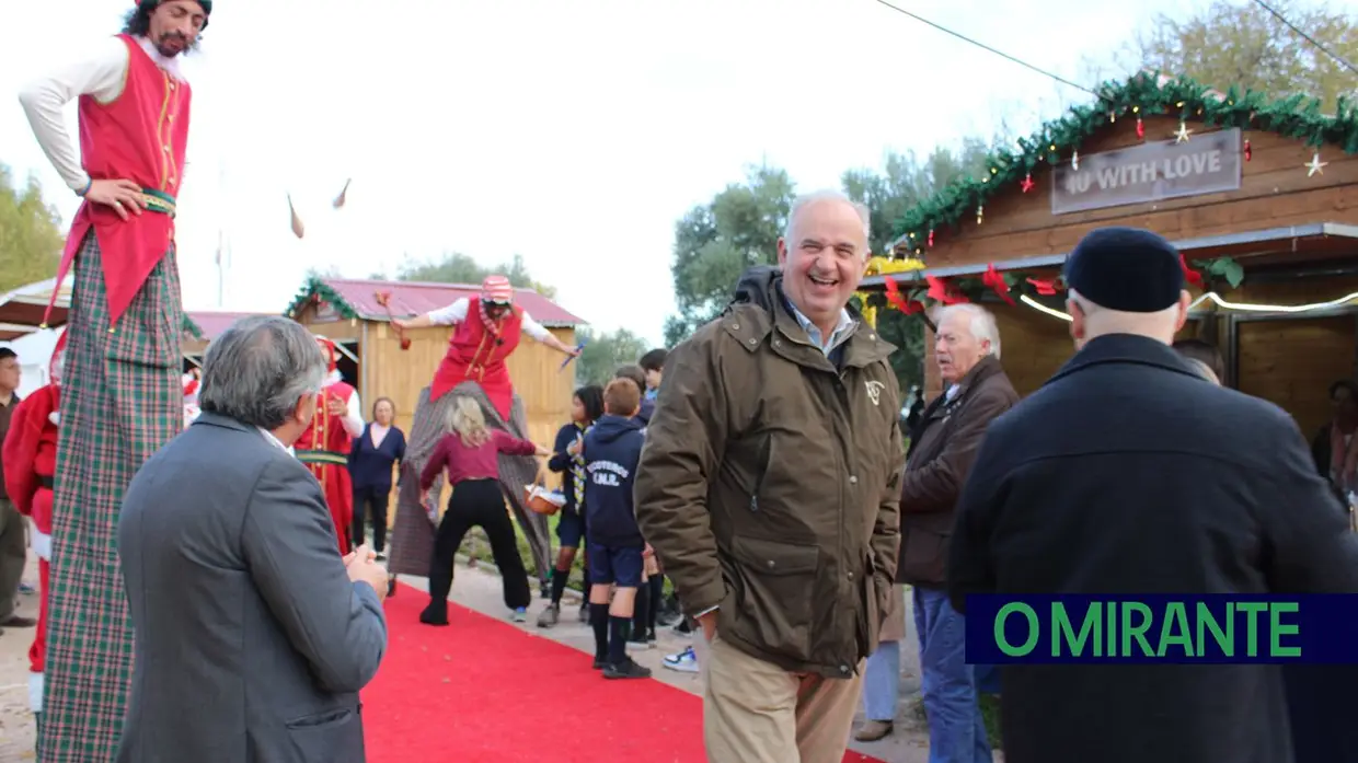 Azambuja inaugurou o “Jardim do Natal” que promete muita animação até Janeiro