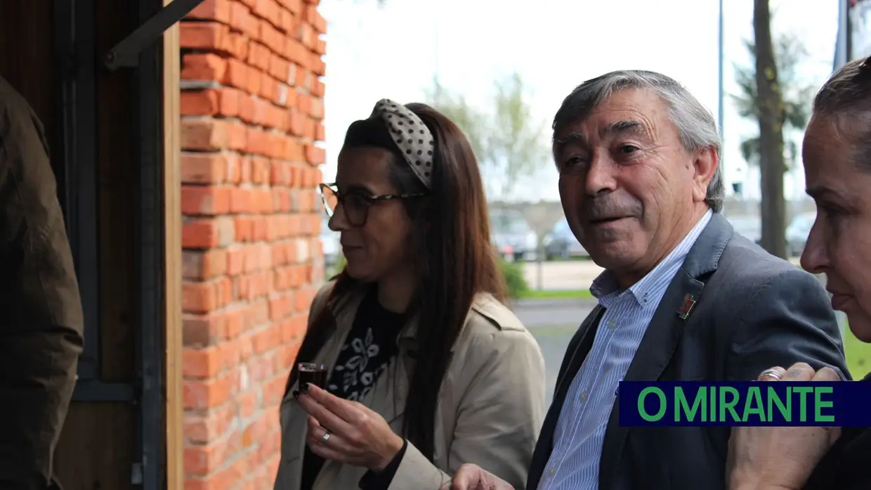 Azambuja inaugurou o “Jardim do Natal” que promete muita animação até Janeiro