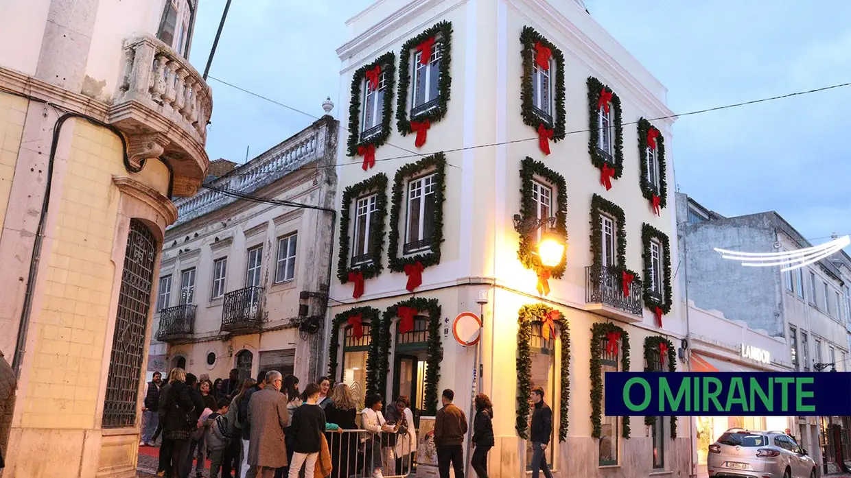 Ligno Arquitectura inaugura luzes de natal em Santarém