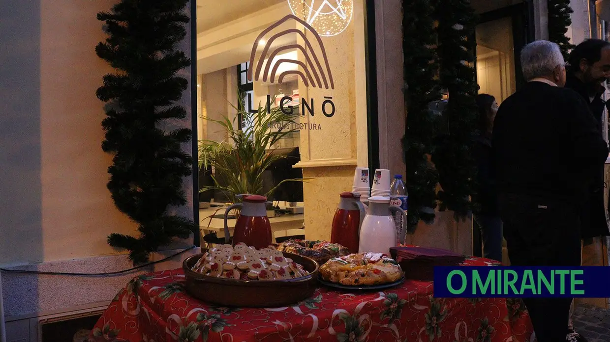 Ligno Arquitectura inaugura luzes de natal em Santarém
