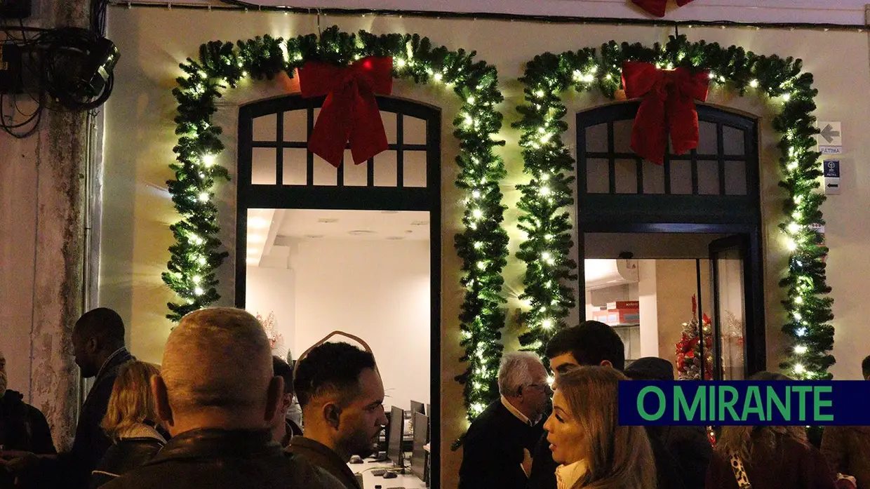 Ligno Arquitectura inaugura luzes de natal em Santarém