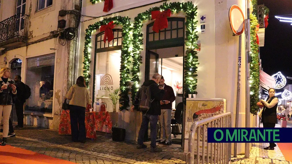 Ligno Arquitectura inaugura luzes de natal em Santarém