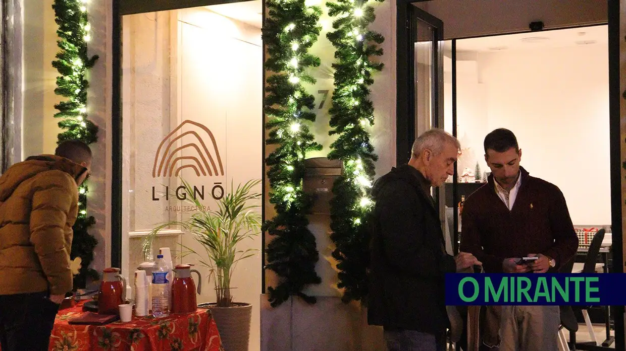 Ligno Arquitectura inaugura luzes de natal em Santarém
