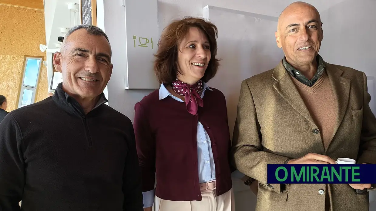 Exposição fotográfica celebra 13 anos de vida do EVOA