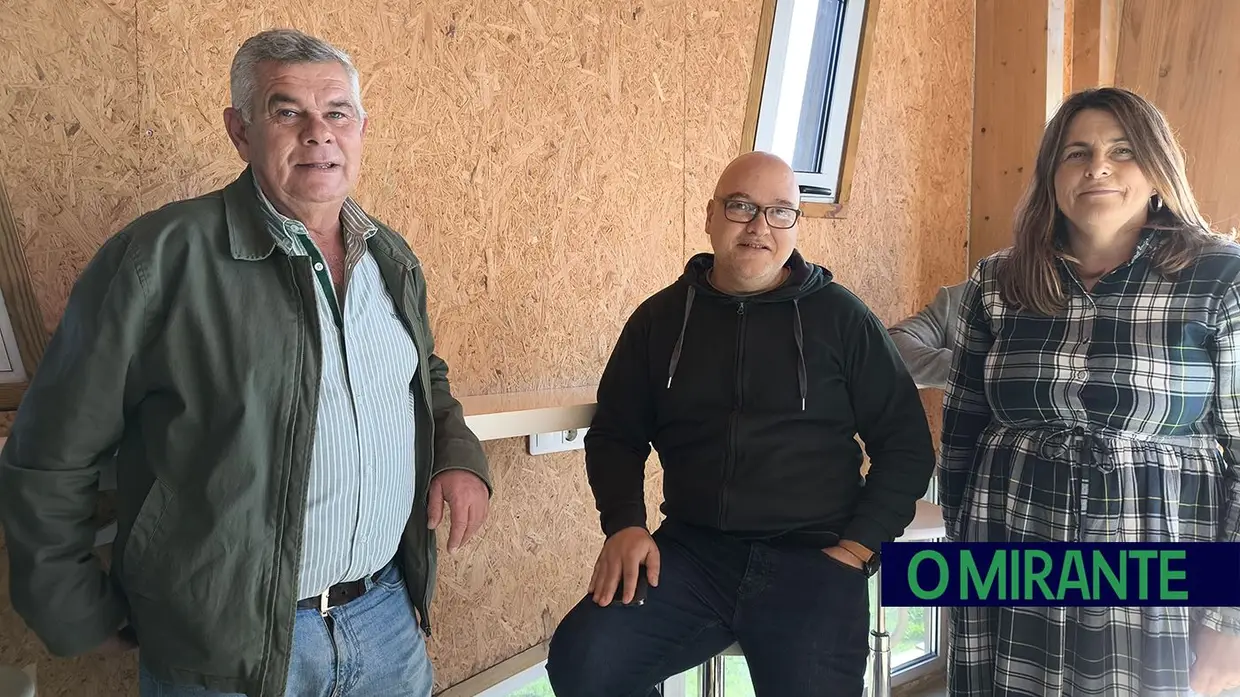 Exposição fotográfica celebra 13 anos de vida do EVOA