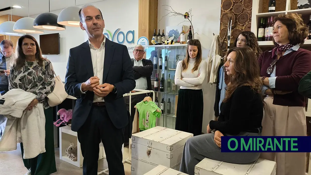 Exposição fotográfica celebra 13 anos de vida do EVOA