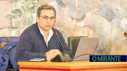 Vereador do PSD proibido de falar acusa presidente de atitude anti-democrática na Câmara de Torres Novas