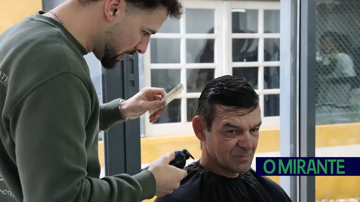 Cruz Vermelha de Santarém promove “Natal do Recomeço” para apoiar população sem-abrigo