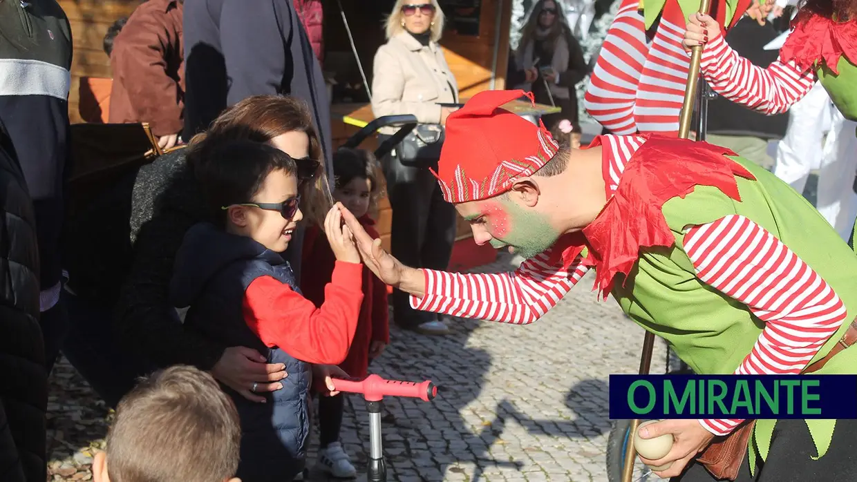 Parada de Natal animou centro de Santarém