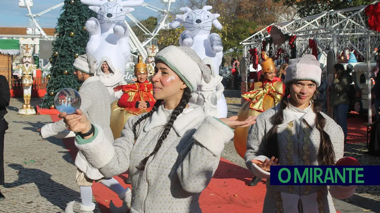 Parada de Natal animou centro de Santarém