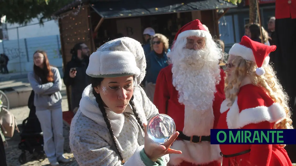 Parada de Natal animou centro de Santarém
