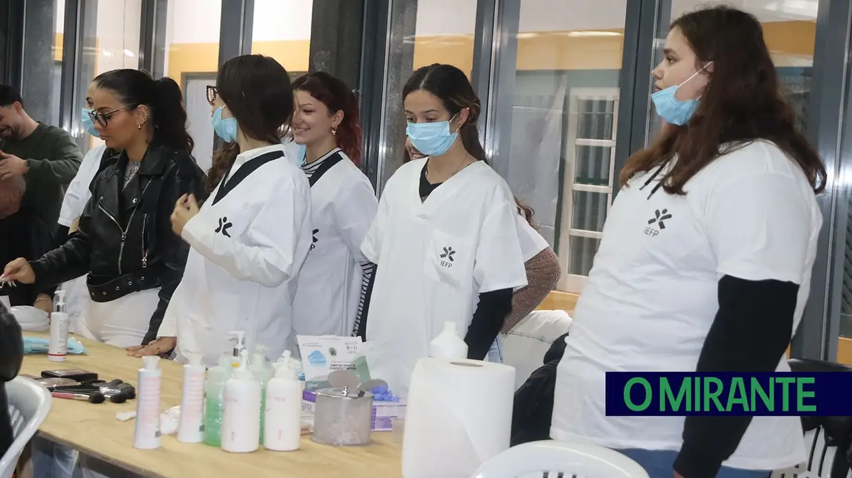 Cruz Vermelha de Santarém promove “Natal do Recomeço” para apoiar população sem-abrigo