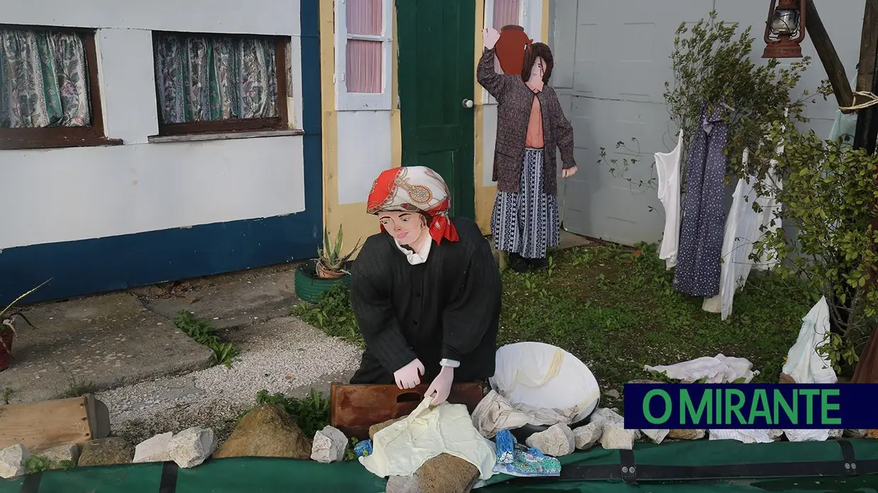Presépio comunitário da Pedra d’Ouro mantém viva a memória da aldeia