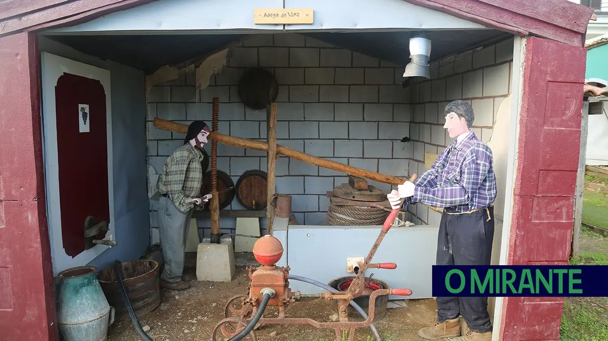 Presépio comunitário da Pedra d’Ouro mantém viva a memória da aldeia