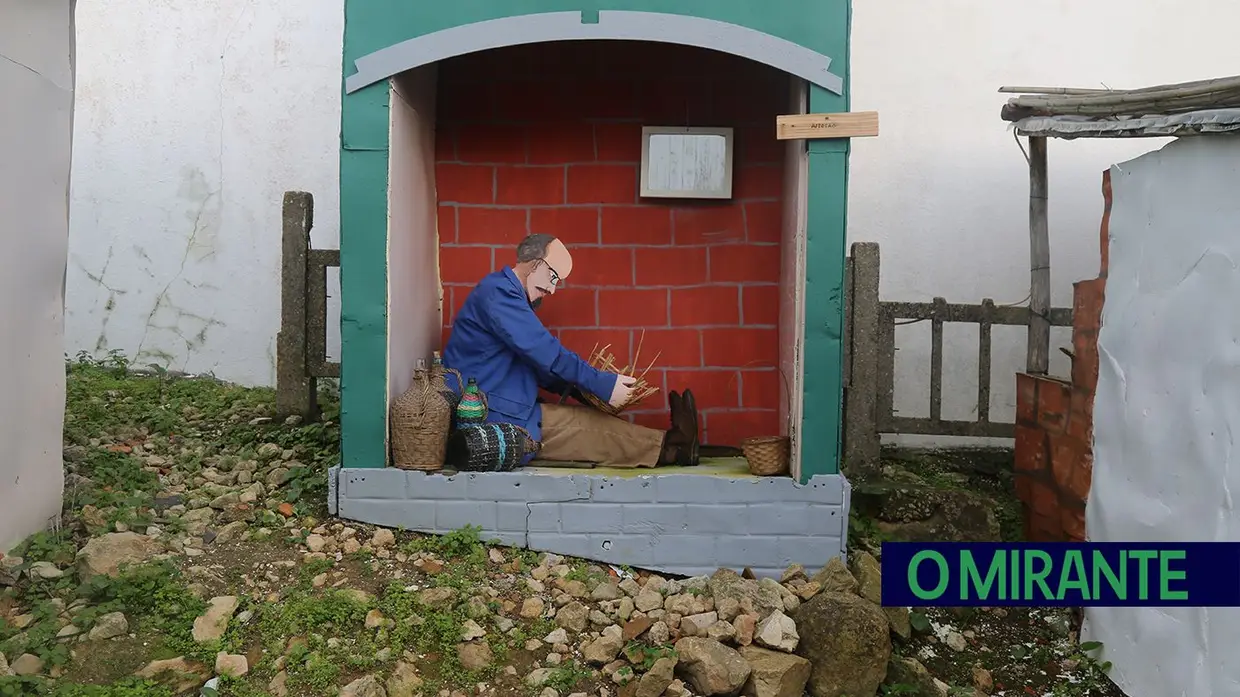 Presépio comunitário da Pedra d’Ouro mantém viva a memória da aldeia