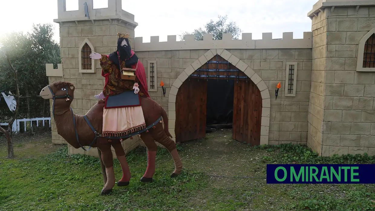 Presépio comunitário da Pedra d’Ouro mantém viva a memória da aldeia