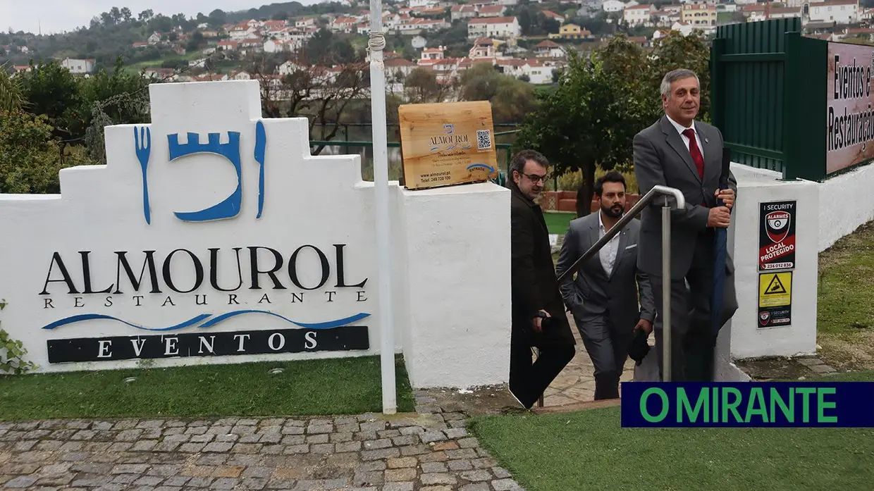 Presidente da Assembleia da República visita Centro de Interpretação Templário de Almourol