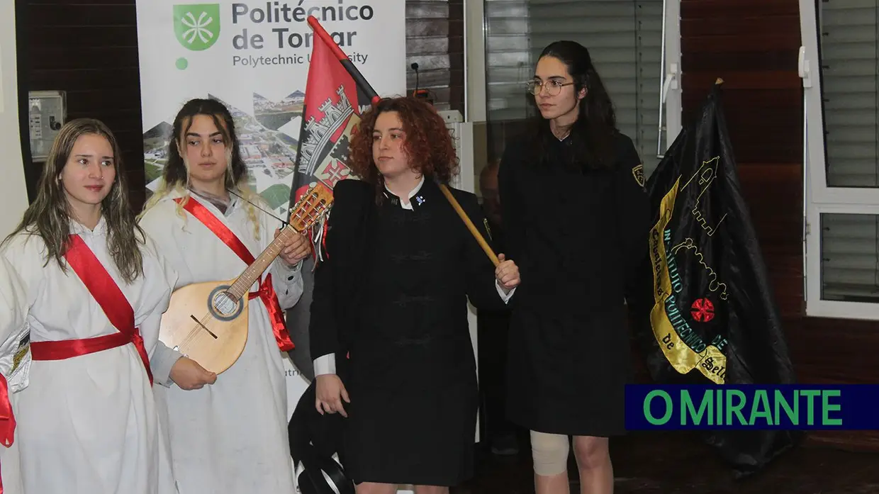 Alunos do Politécnico de Tomar colocaram questões ao presidente da Assembleia da República
