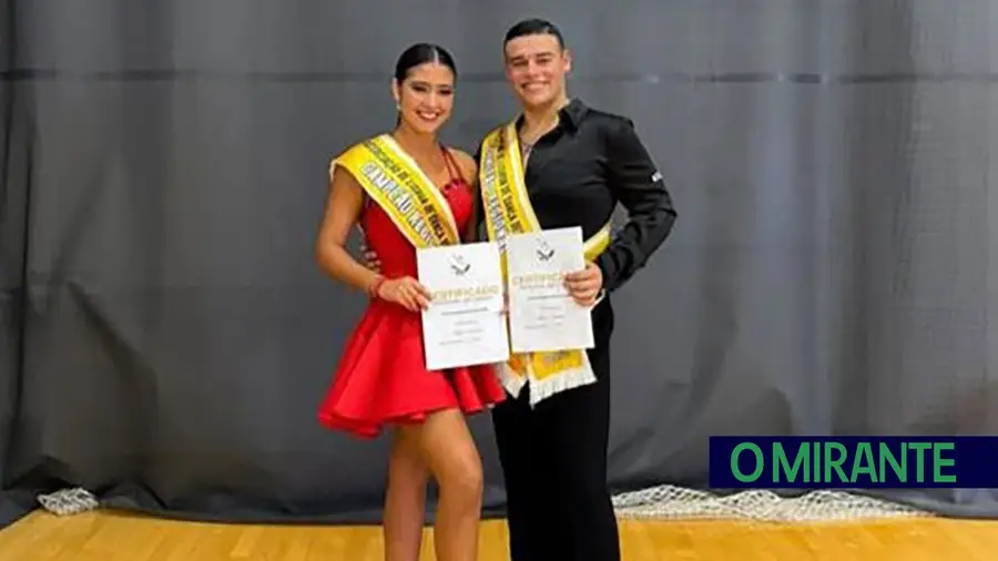 Voto de louvor atribuído ao par de dança João Mota e Mariana Castro